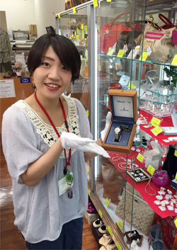 森山店長代理